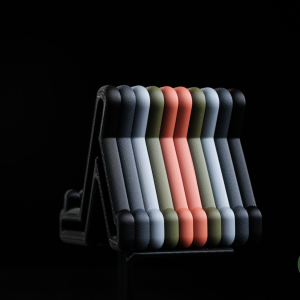 Flow Phone Stand - Image 6