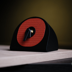 Modern Minimalist Desk Clock - Image 3