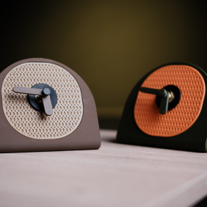 Modern Minimalist Desk Clock - Image 8