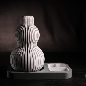 Nimbus Vase - Image 2