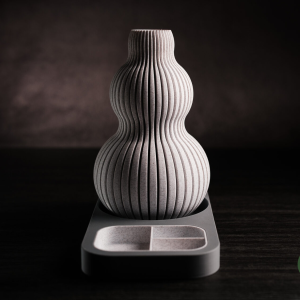 Nimbus Vase - Image 4